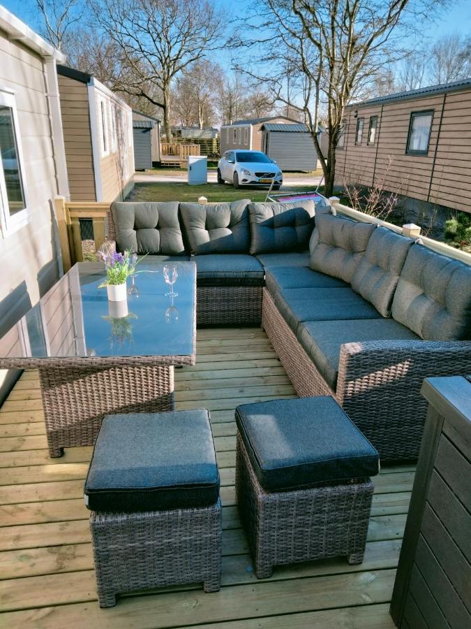 Bj Chalets - Robbengat 85 - Gezellige Chalet Op Vakantiepark Lauwersoog! Vroege Incheck! Met Airco! Exterior foto