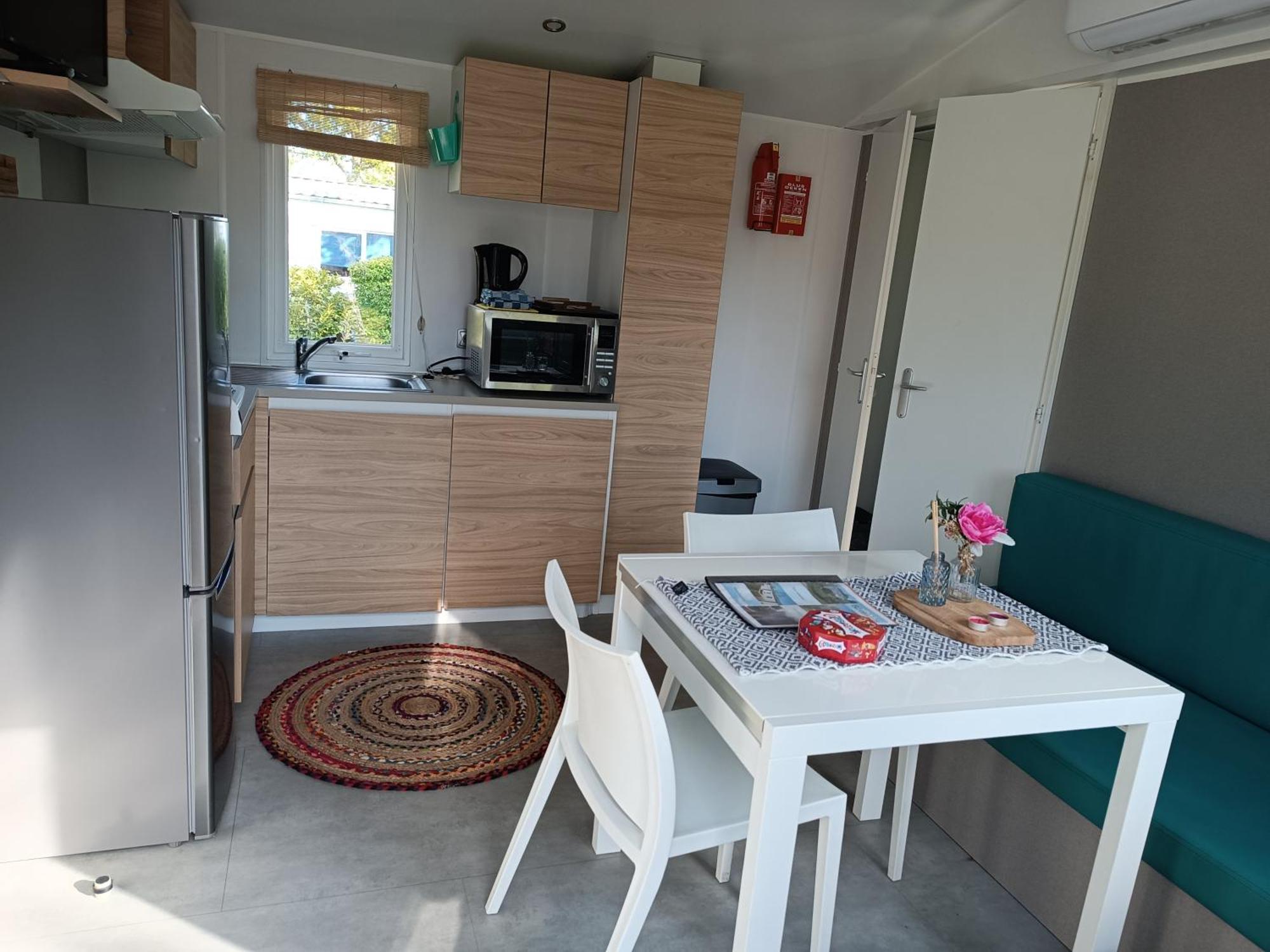 Bj Chalets - Robbengat 85 - Gezellige Chalet Op Vakantiepark Lauwersoog! Vroege Incheck! Met Airco! Exterior foto